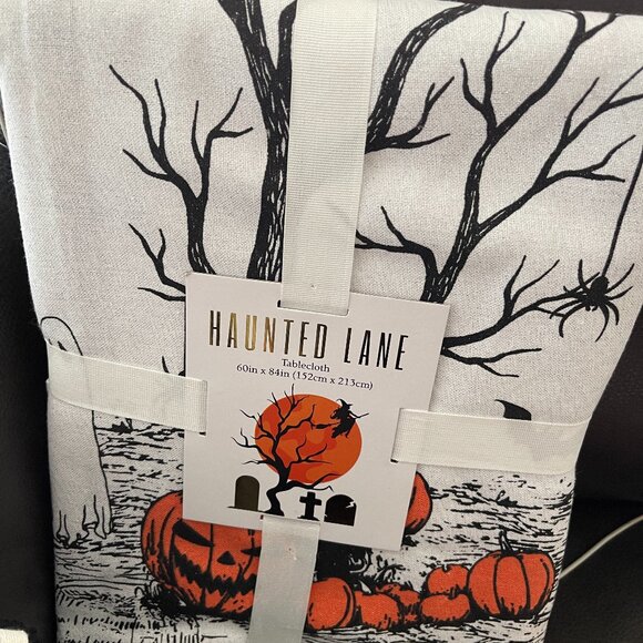 Lurex Halloween Tablecloth - Black and Orange Pumpkins, Spider, Ghosts Silver - Picture 1 of 2